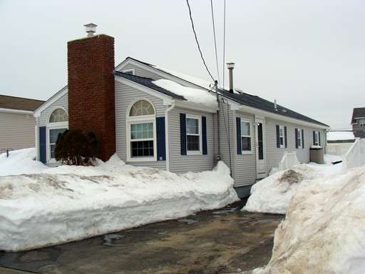 28 12th St W, Salisbury, MA 01952 - photo 1