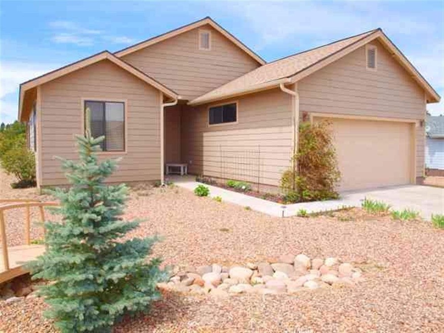 916 S Hunters Run, Show Low, AZ 85901 - photo 1