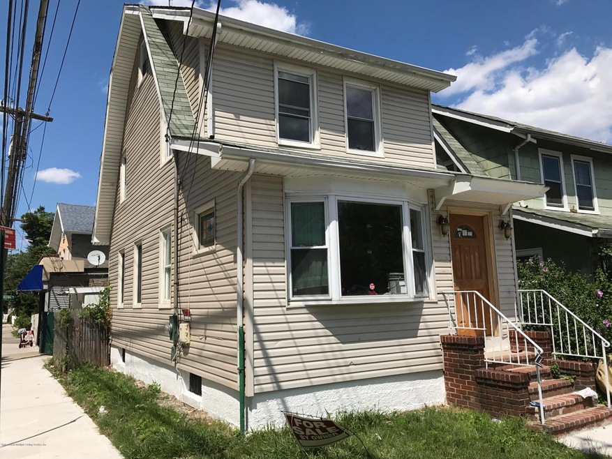 1 Laurel Ave, Staten Island, NY 10304 - photo 1