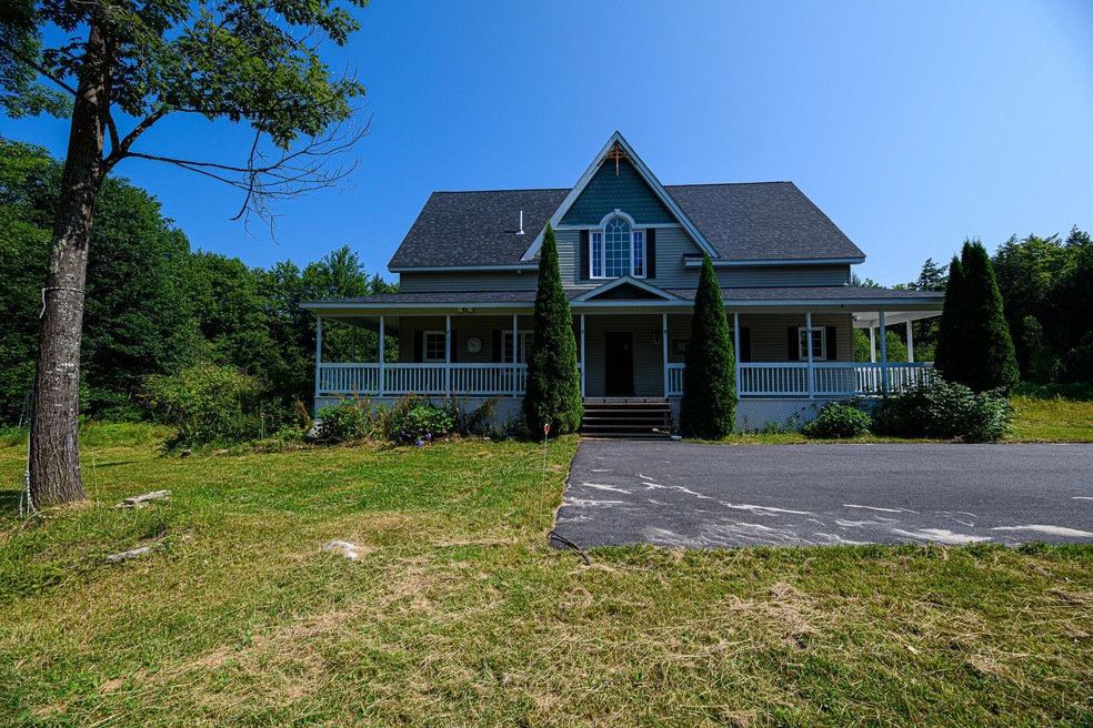 72 N Wolfeboro Rd, Wolfeboro, NH 03894 - photo 1