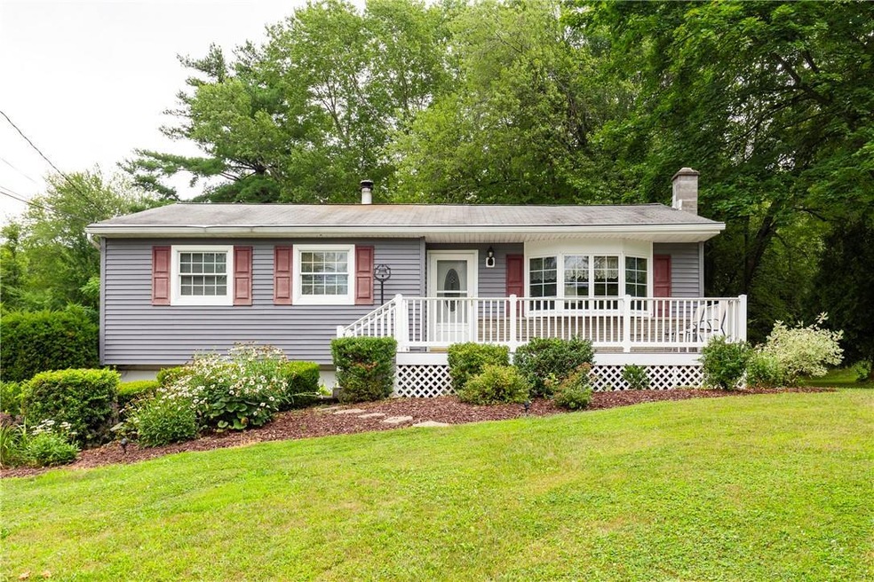 6 Robert Ln, Wappingers Falls, NY 12590 - photo 1