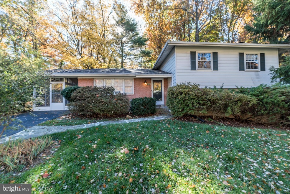 14409 Brad Dr, Rockville, MD 20853 - photo 1