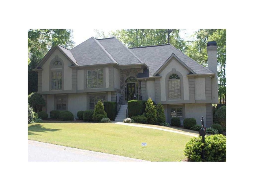 Exterior Front. FRESHLY PAINTED 5 BEDROOM, 3 BATH 