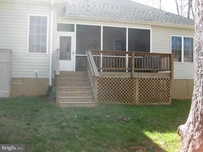 902 Lakeview Pkwy, Locust Grove, VA 22508 - photo 1