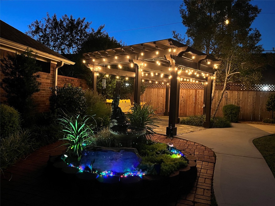 506 Pine Creek Dr, Friendswood, TX 77546 - photo 1