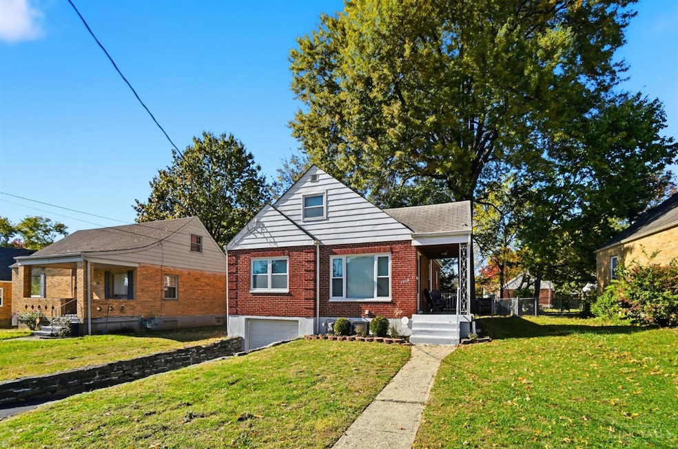 Pending $189,900 • Co-Listing Agent