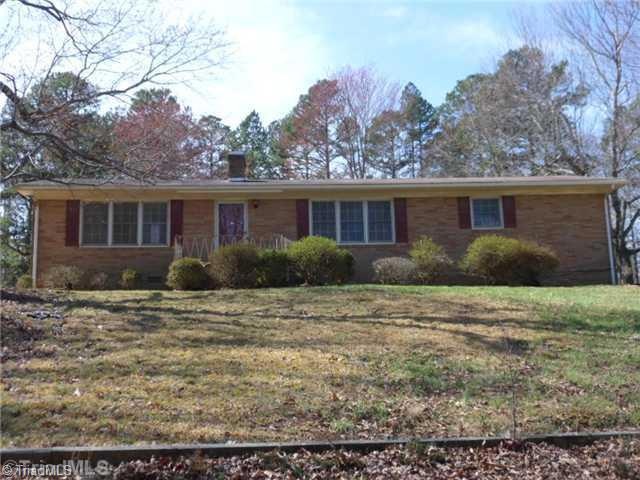 2274 Lambert Dr, Asheboro, NC 27205 - photo 1