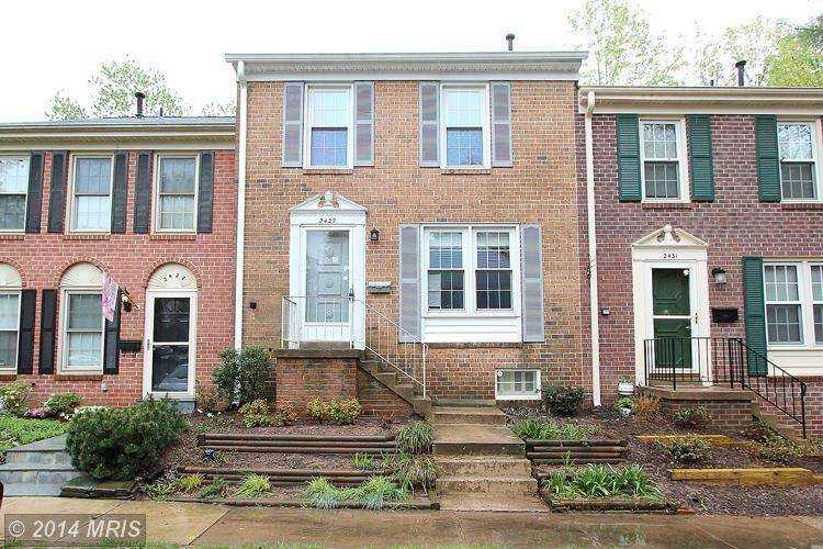 2429 Ansdel Ct, Reston, VA 20191 - photo 1