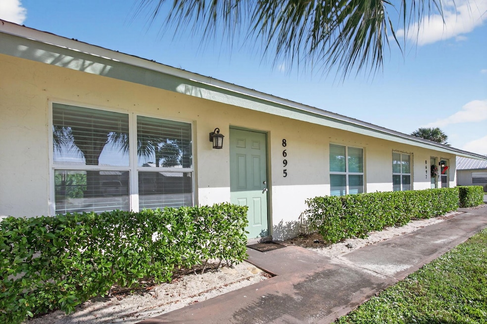 8695 SE Hobe Ridge Ave, Hobe Sound, FL 33455 - photo 1