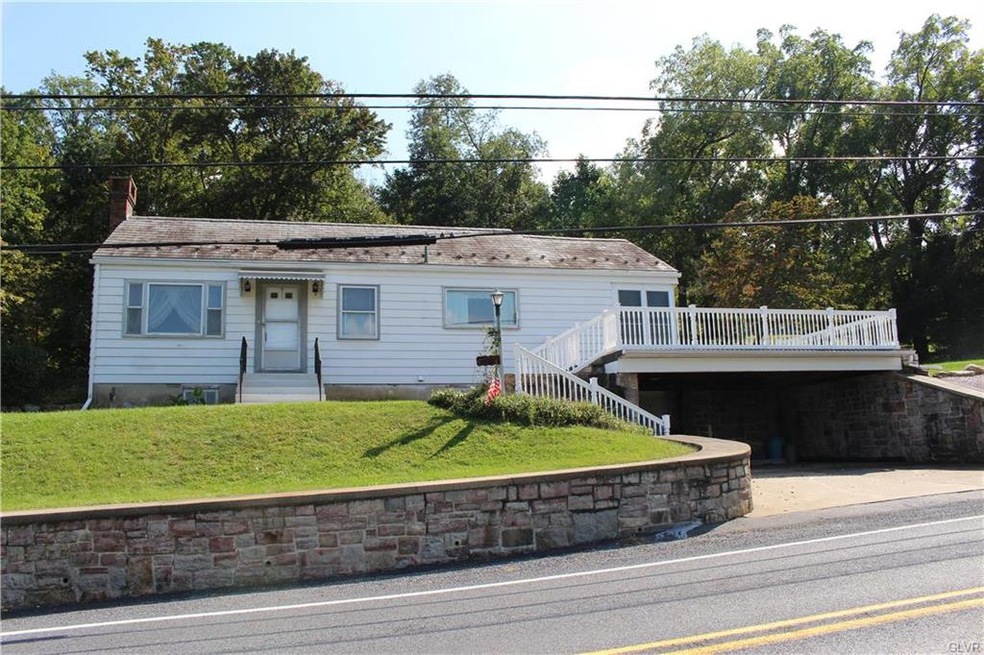 6950 Mountain Rd, Macungie, PA 18062 - photo 1