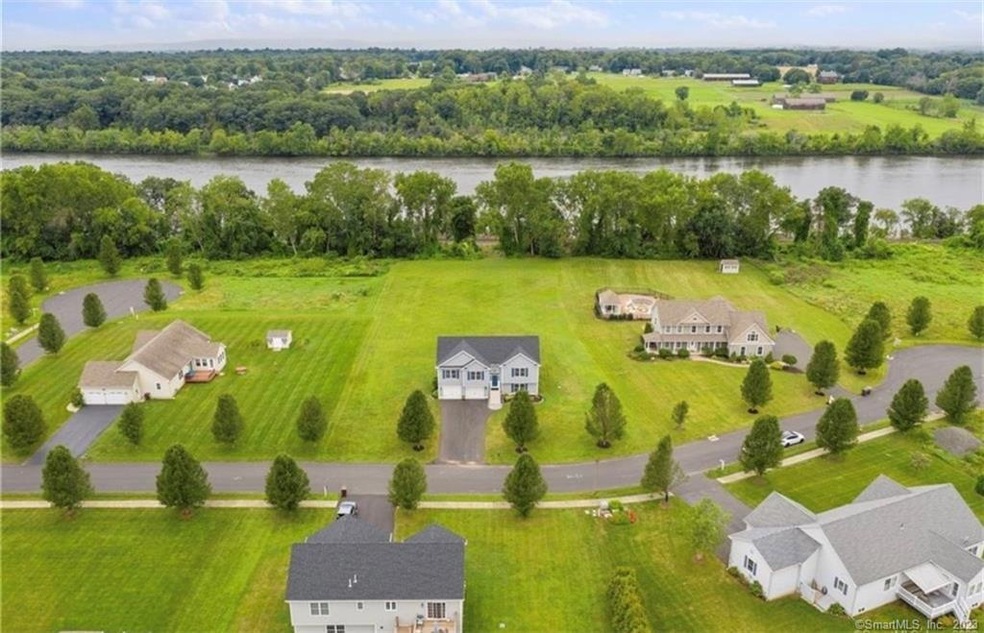 6 Rivercliff Ln, Enfield, CT 06082 - photo 1