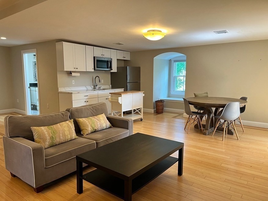 32 Chesley Rd unit 3R, Newton Center, MA 02459 - photo 1