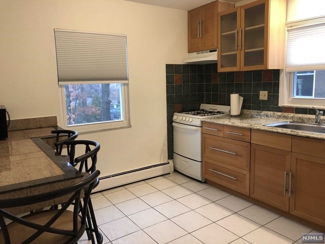 1205 Anderson Ave unit 4, Fort Lee, NJ 07024 - photo 1