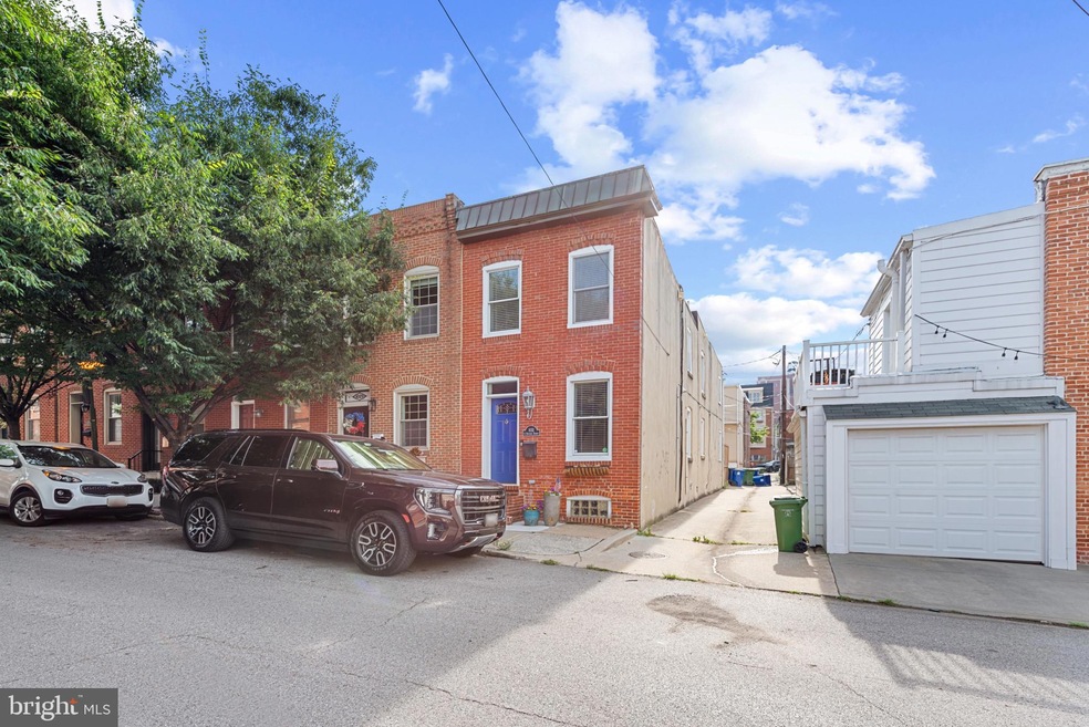 1031 S Bouldin St, Baltimore, MD 21224 - photo 1