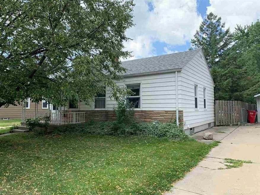 25179 Lehner St, Roseville, MI 48066 - photo 1