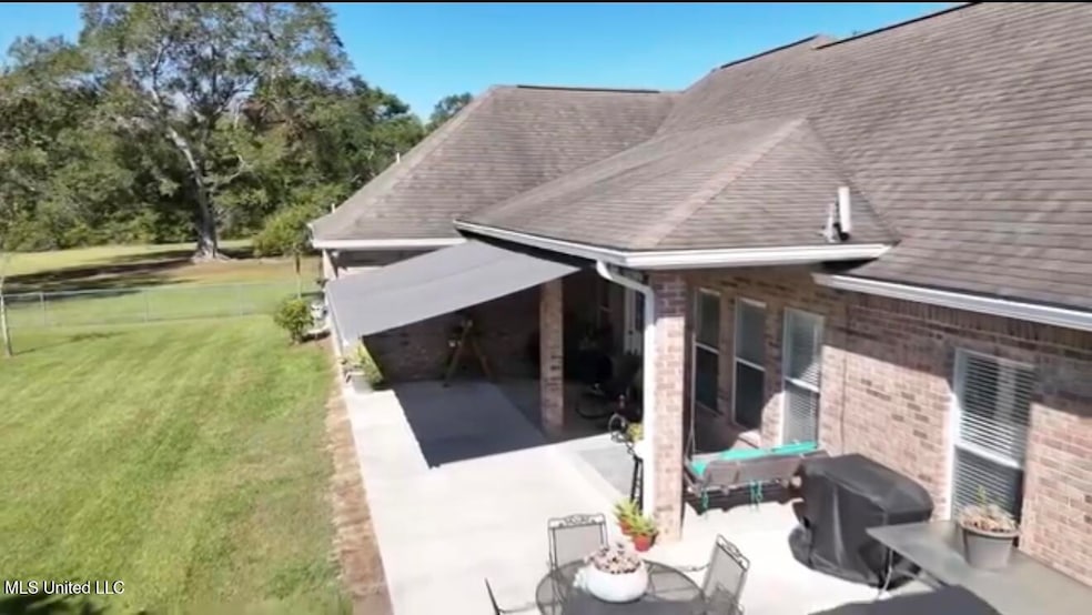 12033 Circle G Ranch Rd, Picayune, MS 39466 - photo 1