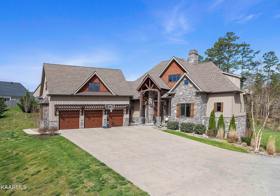 12423 Hickory Creek Rd, Knoxville, TN 37932 - photo 1