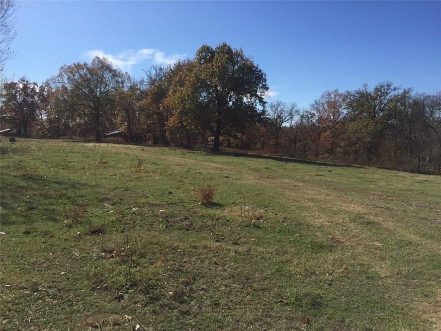 12601 Kenneth Price Rd, Springdale, AR 72762 - photo 1