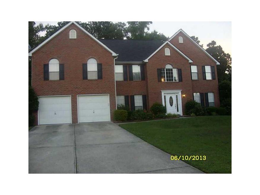 9809 Washington Cir, Jonesboro, GA 30238 - photo 1