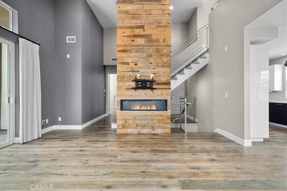 2415 Carnegie Ln unit C, Redondo Beach, CA 90278 - photo 1