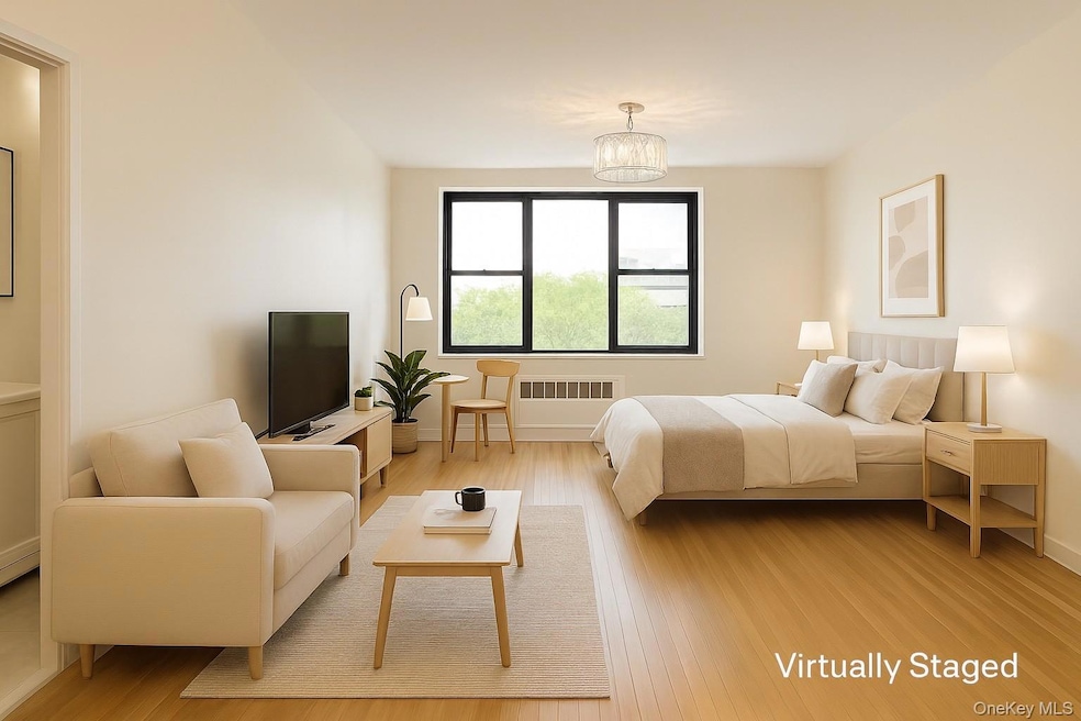 7626 113th St unit 5D, Forest Hills, NY 11375 - photo 1