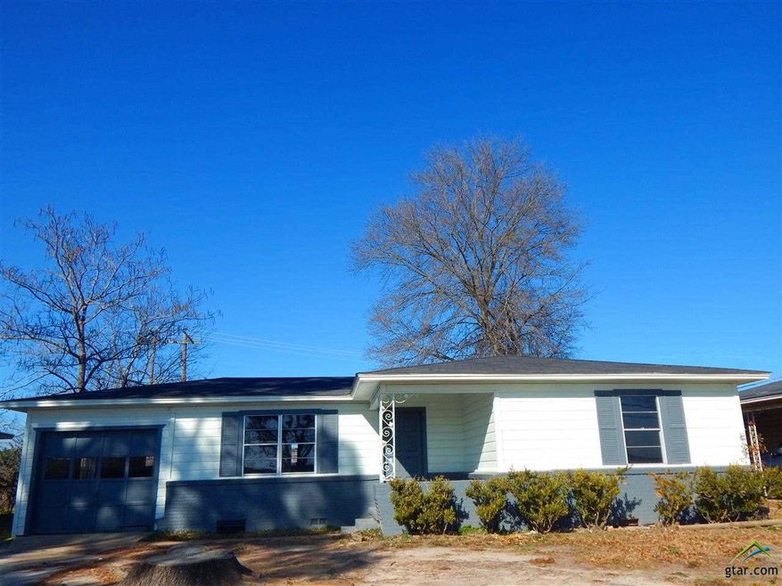 2318 Plume Dr, Tyler, TX 75703 - photo 1