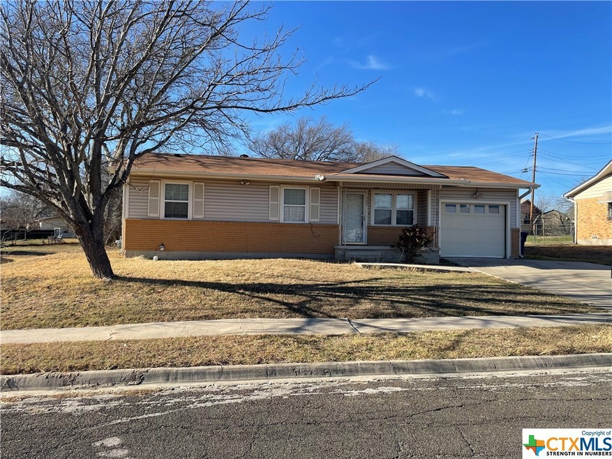 305 Sherwood Ave, Copperas Cove, TX 76522 - photo 1