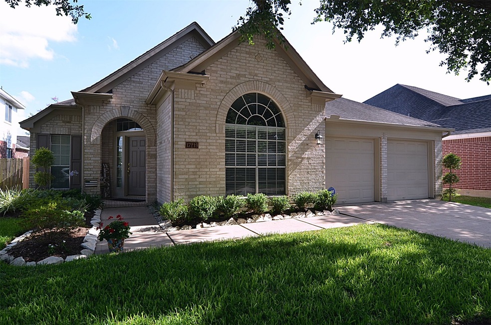17219 Eden Falls Ct, Houston, TX 77095 - photo 1