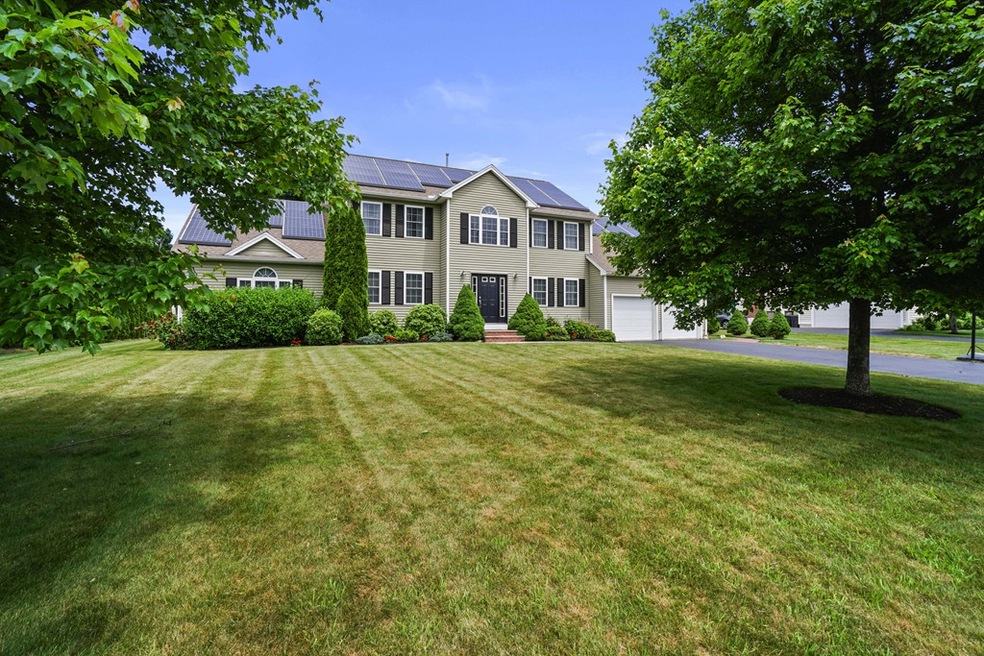 10 Rolling Meadow Dr, Millis, MA 02054 - photo 1