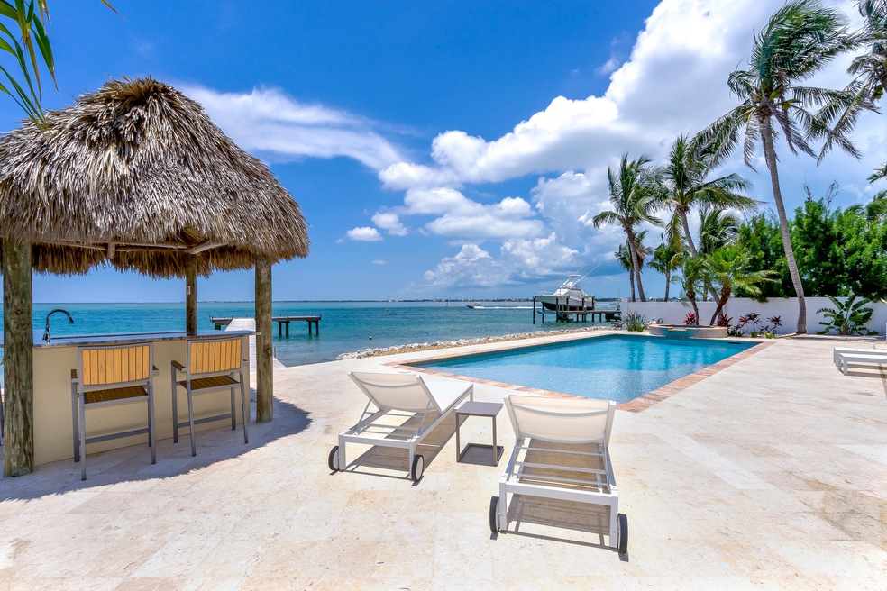 195-15th Circle Pool View