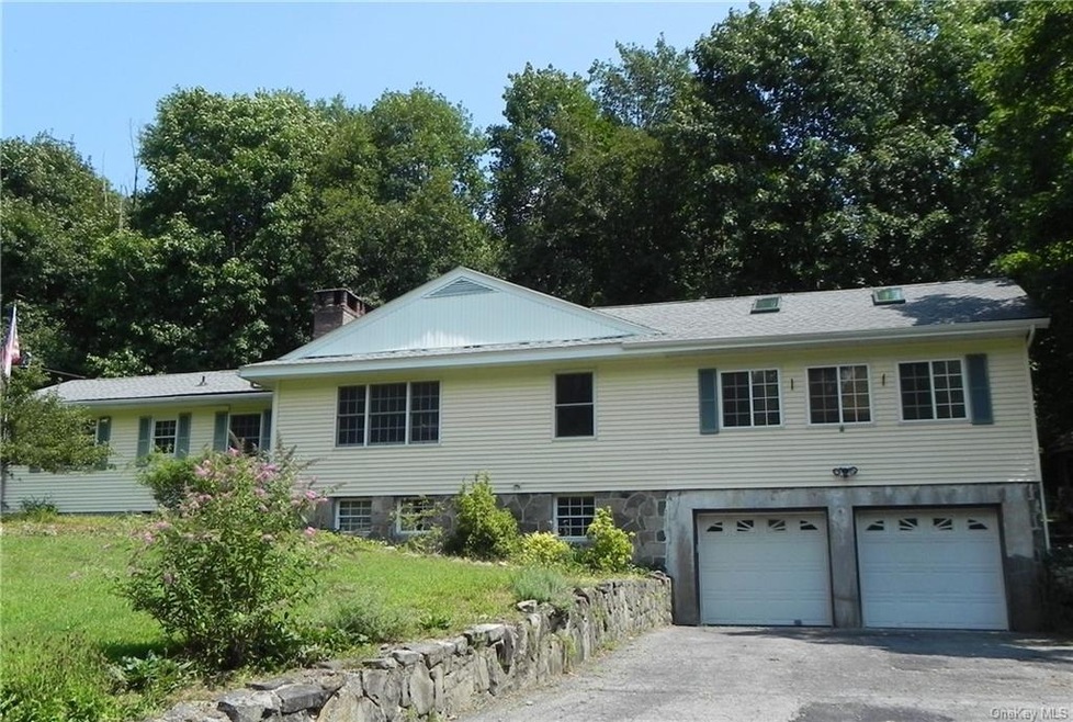 121 Farmingdale Rd, Chester, NY 10918 - photo 1