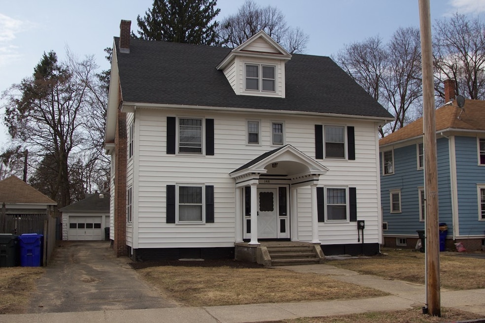 146 Thompson St, Springfield, MA 01109 - photo 1