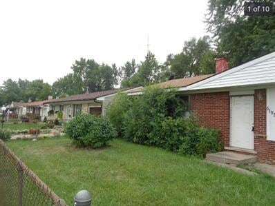 For Rent $1,045/month