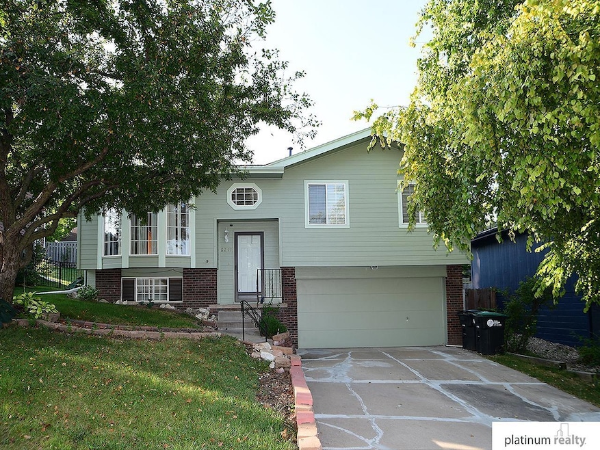 8211 Howell St, Omaha, NE 68122 - photo 1