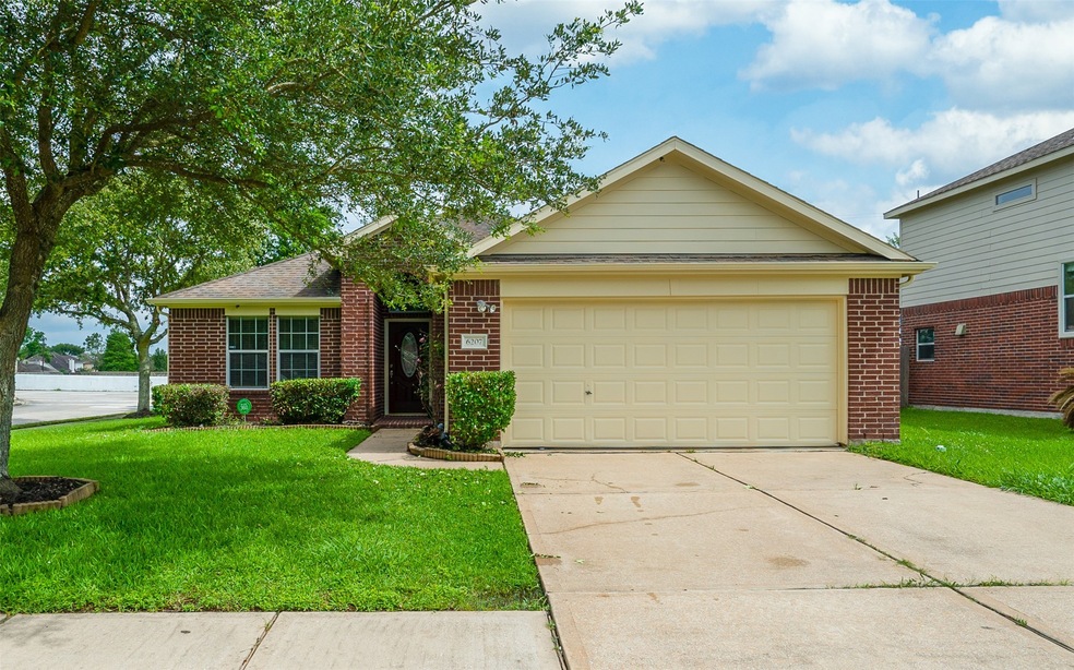 6207 Ozark Trail, Pearland, TX 77584 - photo 1
