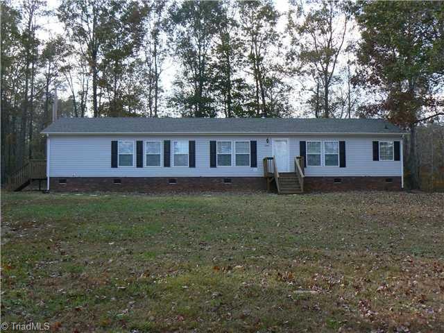 3089 Bethel Lucas Rd, Asheboro, NC 27205 - photo 1