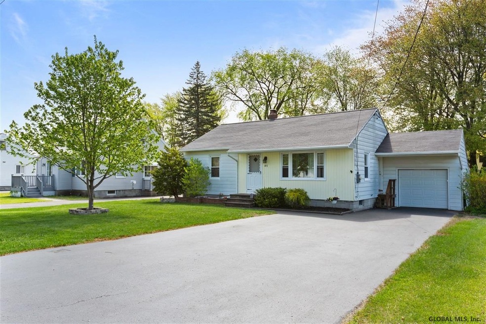 81 Mcnutt Ave, Albany, NY 12205 - photo 1