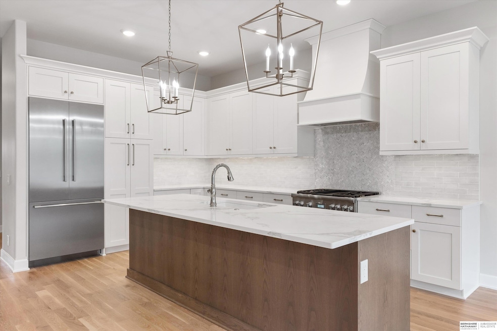 1015 S 90th Ct, Omaha, NE 68114 - photo 1