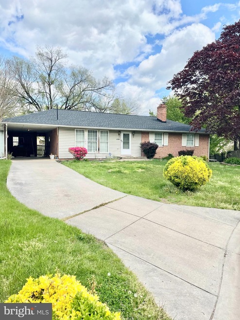 12903 Forest View Dr, Beltsville, MD 20705 - photo 1