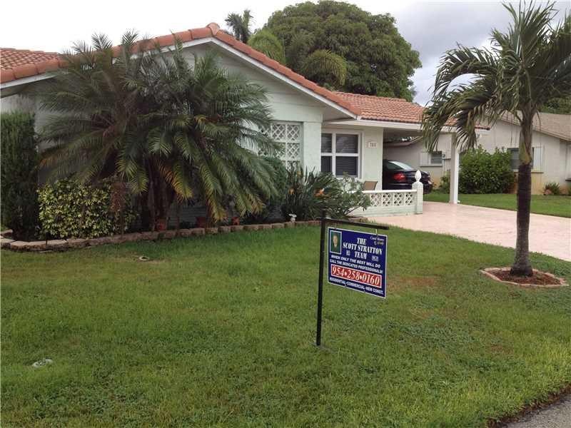 7611 NW 71st Ave, Tamarac, FL 33321 - photo 1