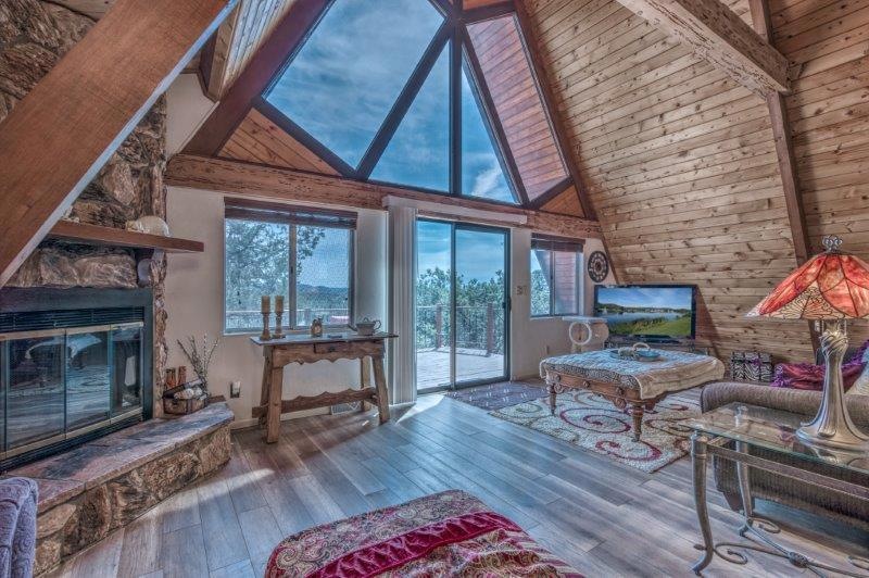 Living Room (1)