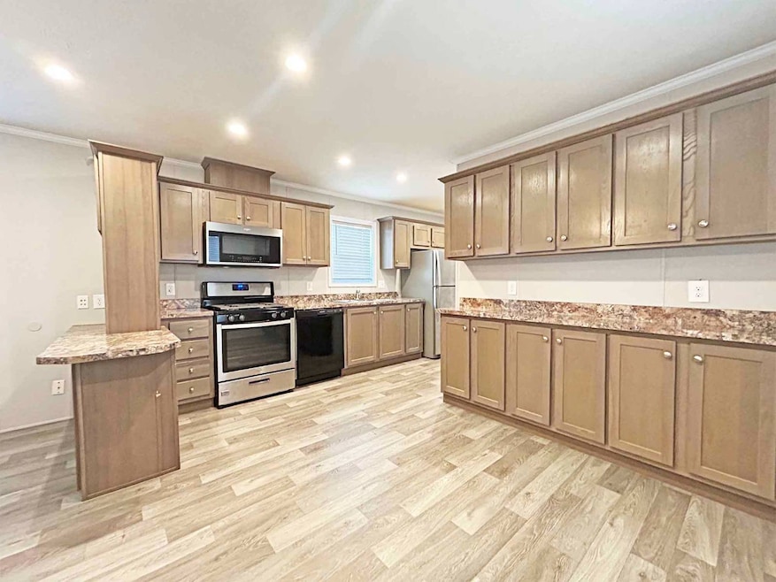 7055 Quarry Rd unit 59, Amherst, OH 44001 - photo 1