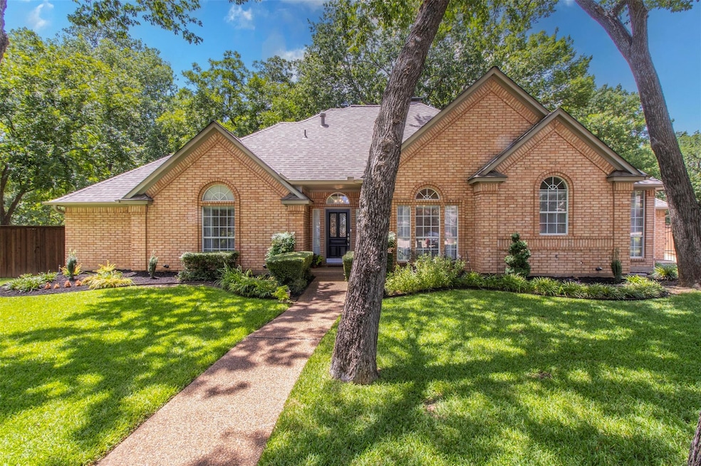 908 Dogwood Ct, Colleyville, TX 76034 - photo 1