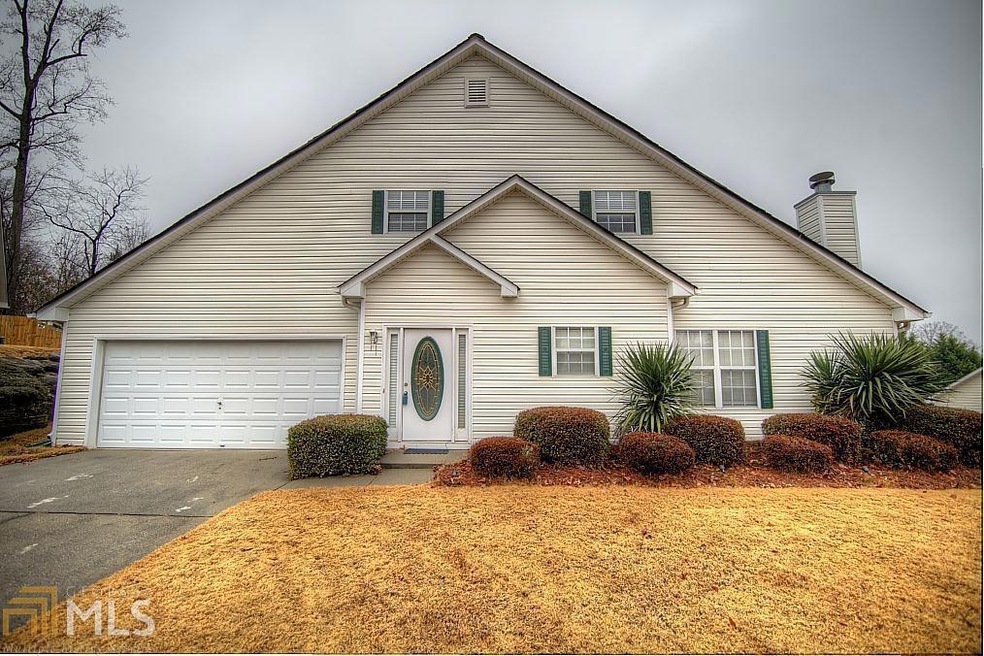 1474 Forest Path Ln, Sugar Hill, GA 30518 - photo 1