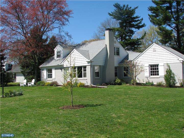 303 Martin Ln, Wallingford, PA 19086 - photo 1