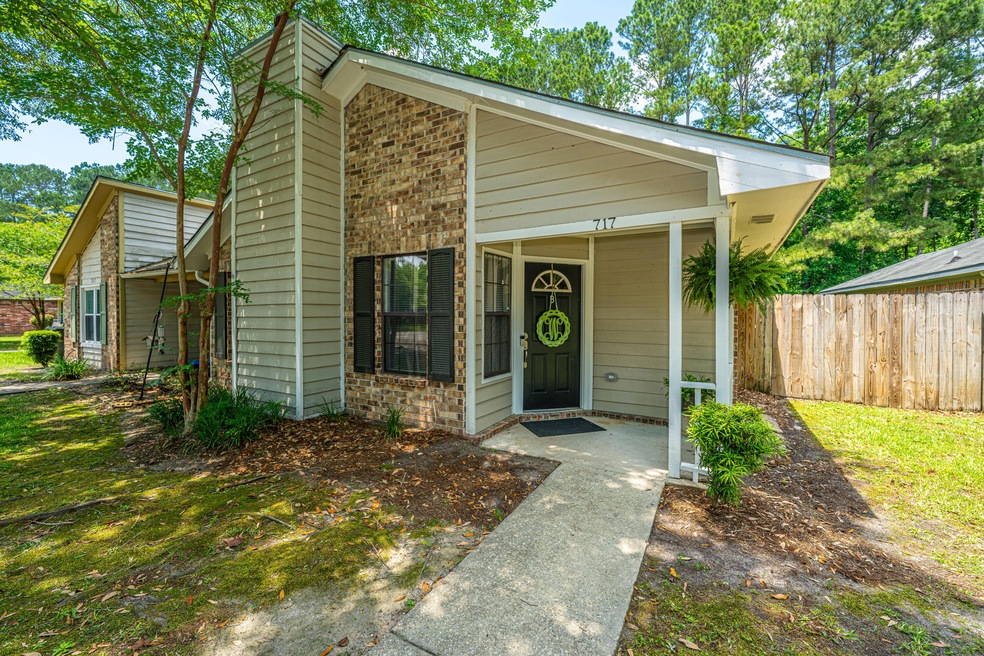 717 Temple Rd unit B, Ladson, SC 29456 - photo 1