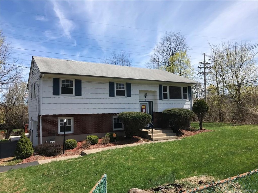 2 Cinder Rd, Garnerville, NY 10923 - photo 1