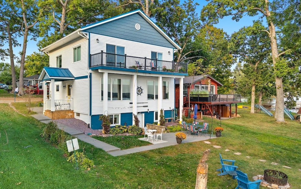 E13609 Idlewild Rd, Merrimac, WI 53561 - photo 1