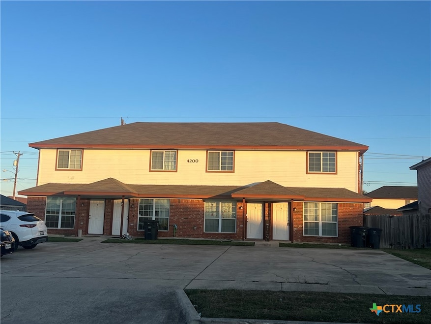 4200 Alan Kent Dr unit D, Killeen, TX 76549 - photo 1