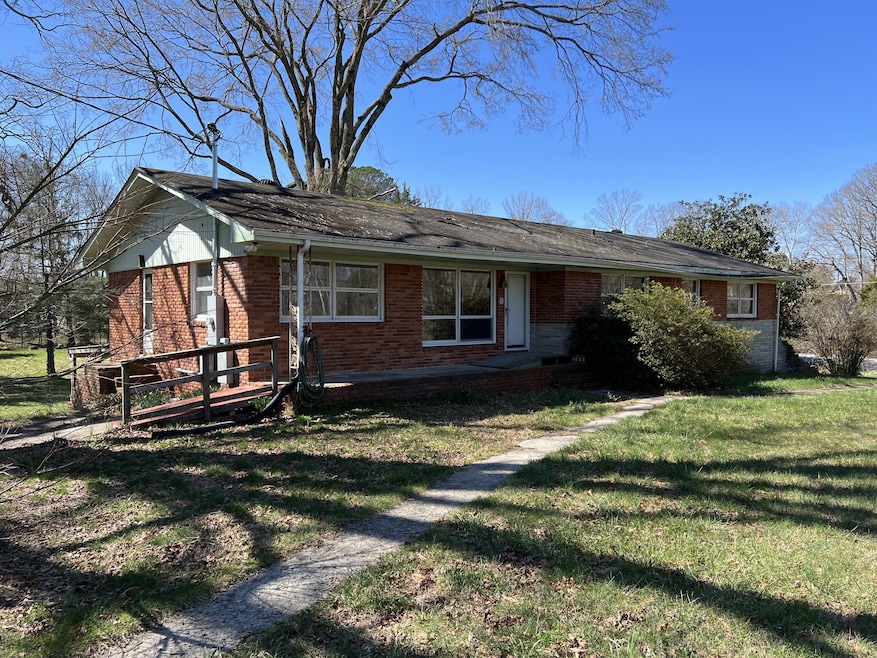 266 Shelton Rd, Manchester, TN 37355 - photo 1